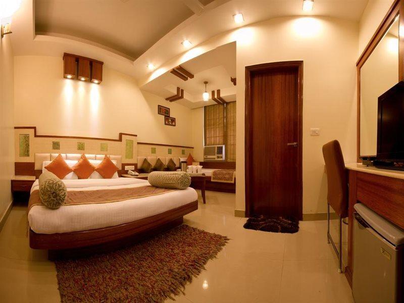 Hotel Aster Inn New Delhi מראה חיצוני תמונה