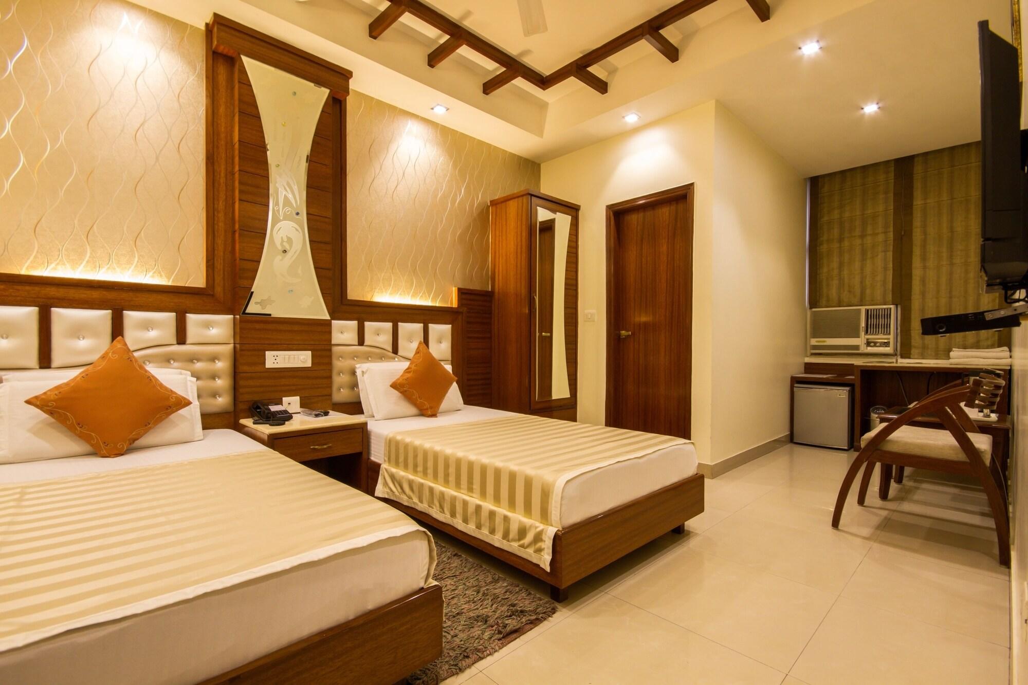 Hotel Aster Inn New Delhi מראה חיצוני תמונה
