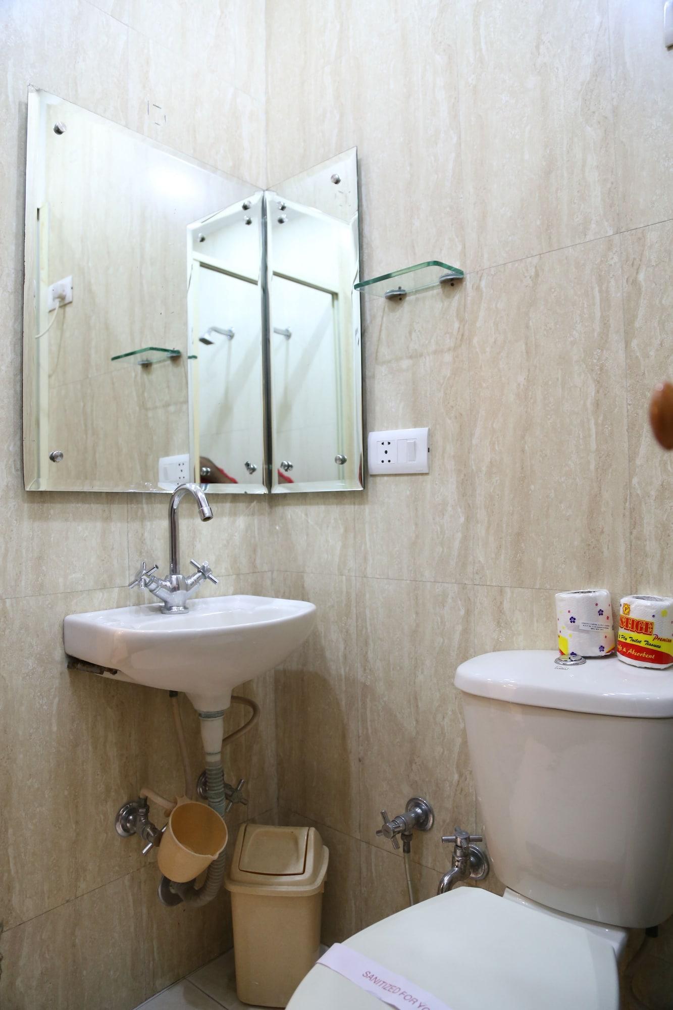 Hotel Aster Inn New Delhi מראה חיצוני תמונה