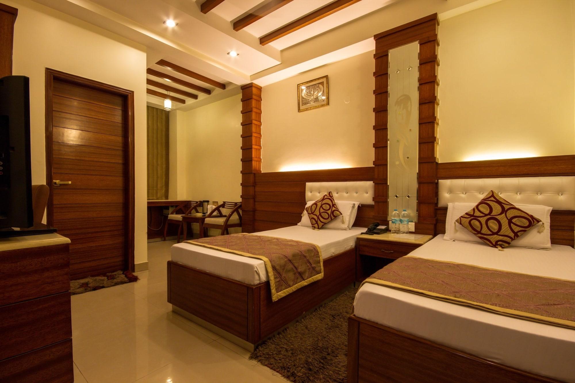 Hotel Aster Inn New Delhi מראה חיצוני תמונה