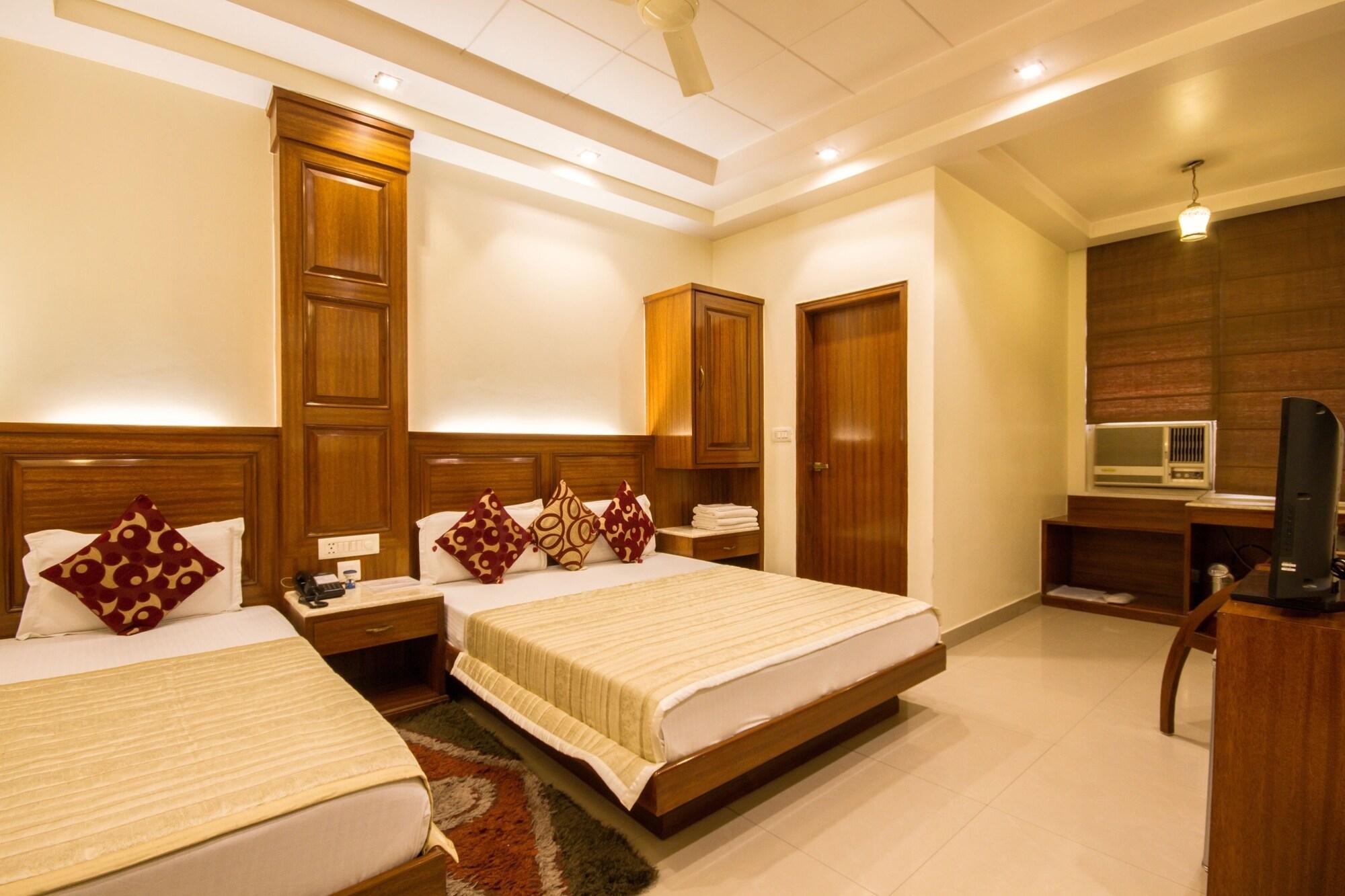 Hotel Aster Inn New Delhi מראה חיצוני תמונה