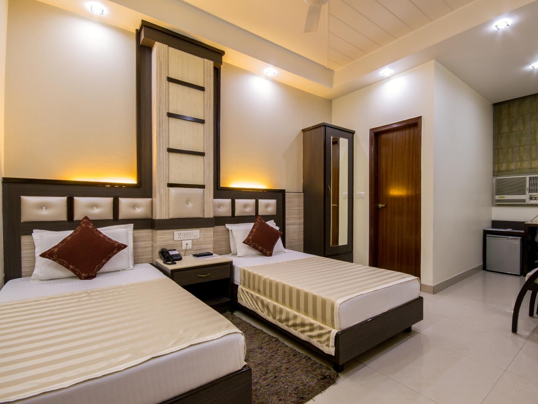 Hotel Aster Inn New Delhi מראה חיצוני תמונה