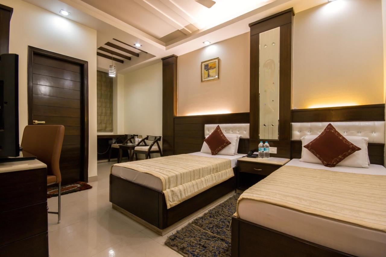 Hotel Aster Inn New Delhi מראה חיצוני תמונה
